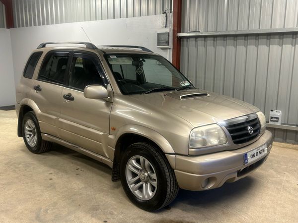 Suzuki Grand Vitara SUV, Diesel, 2005, Beige