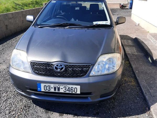 Toyota Corolla Saloon, Petrol, 2003, Grey