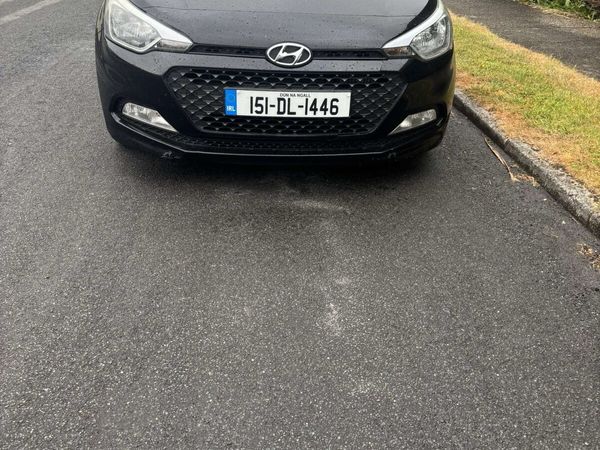 Hyundai i20 Hatchback, Diesel, 2015, Black