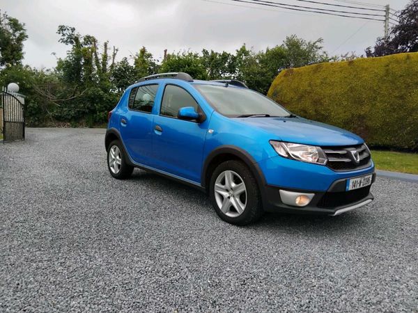 Dacia Sandero Stepway Hatchback, Diesel, 2014, Blue