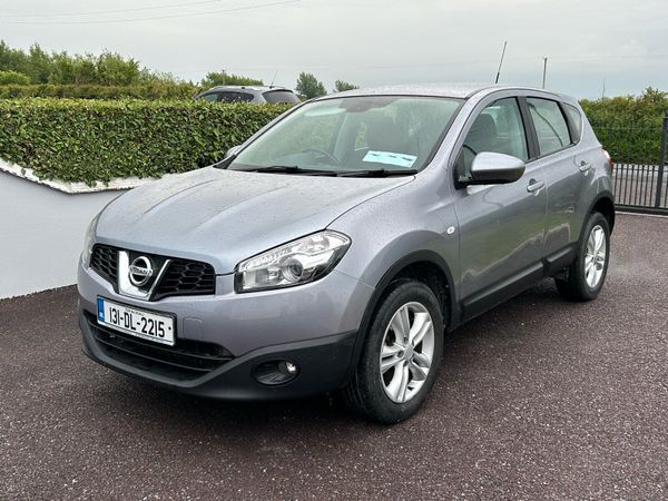 Nissan Qashqai Hatchback, Diesel, 2013, Grey