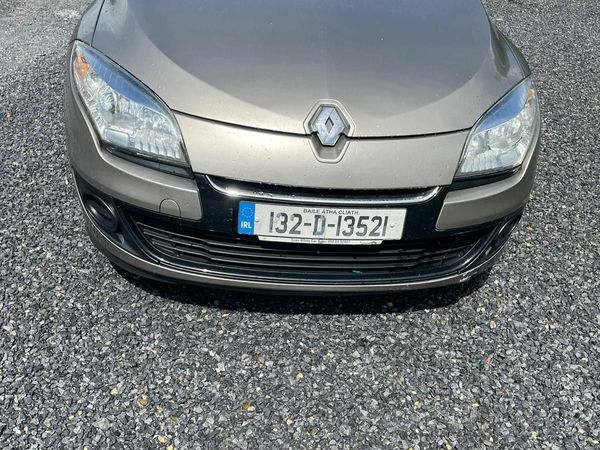 Renault Megane Estate, Diesel, 2013, Gold