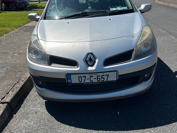 Renault Clio Hatchback, Petrol, 2007, Silver