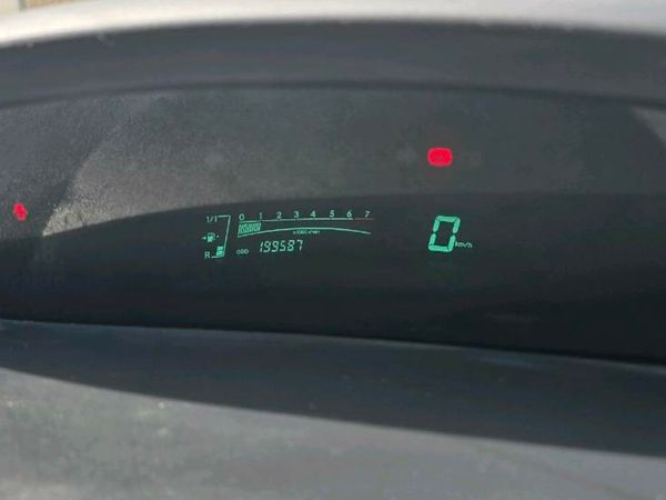 Toyota Yaris Hatchback, Petrol, 2006, Silver