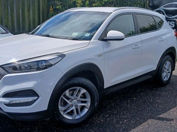 Hyundai Tucson SUV, Diesel, 2017, White