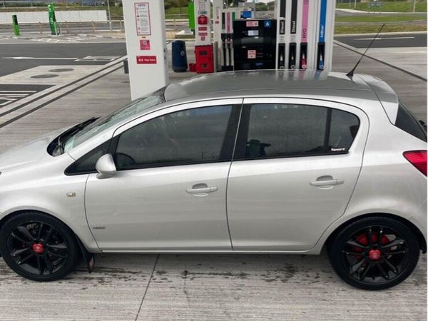 Vauxhall Corsa Hatchback, Petrol, 2009, Silver