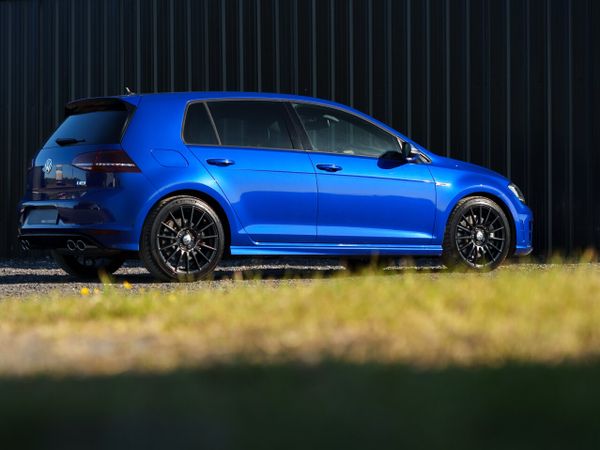Volkswagen Golf Hatchback, Petrol, 2015, Blue