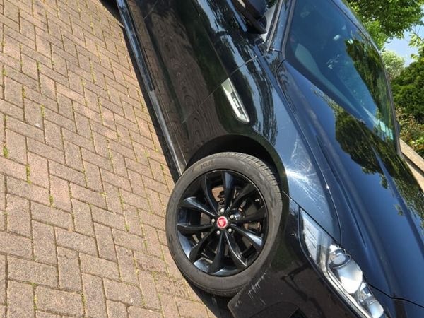 Jaguar XF Saloon, Diesel, 2018, Black