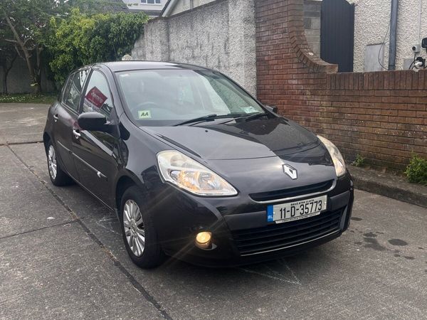 Renault Clio Hatchback, Petrol, 2011, Black