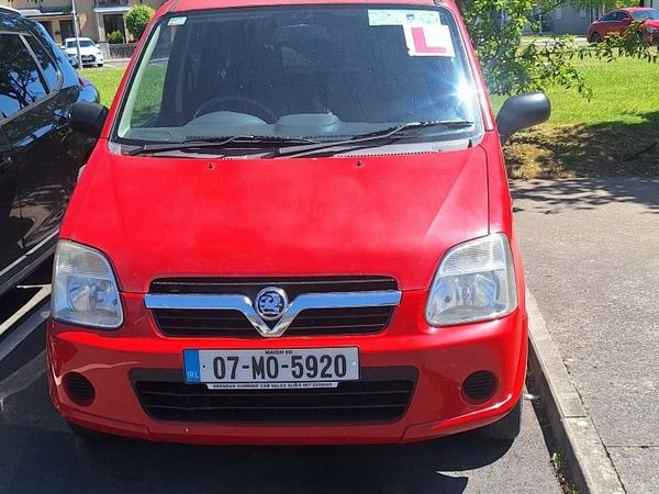 Vauxhall Other Hatchback, Petrol, 2007, Red