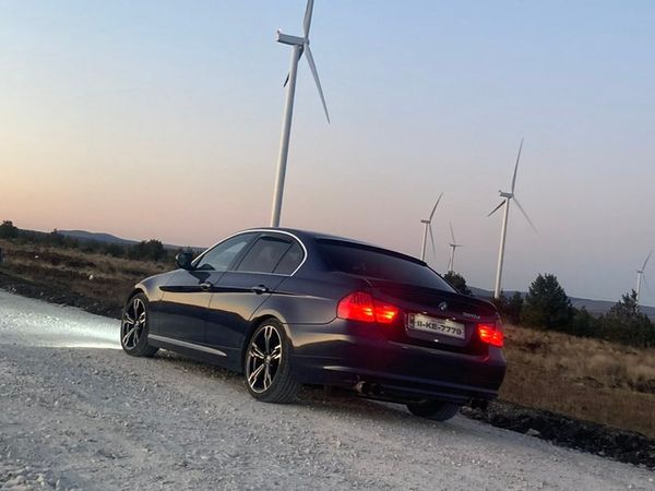 BMW 3-Series Saloon, Diesel, 2011, Blue