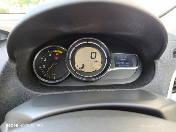 Renault Megane Hatchback, Diesel, 2009, Gold
