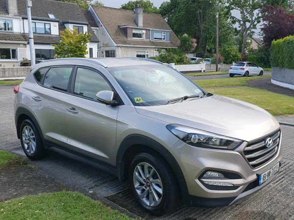 Hyundai Tucson SUV, Diesel, 2016, White