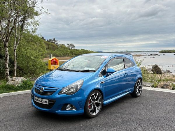 Vauxhall Corsa Hatchback, Petrol, 2014, Blue