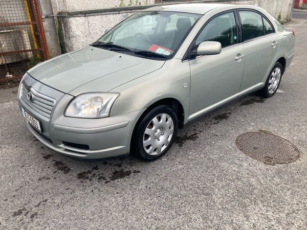Toyota Avensis Hatchback, Petrol, 2006, Green