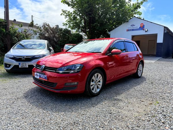 Volkswagen Golf Hatchback, Petrol, 2013, Red