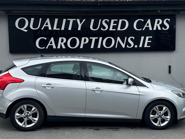 Ford Focus Hatchback, Diesel, 2012, Silver