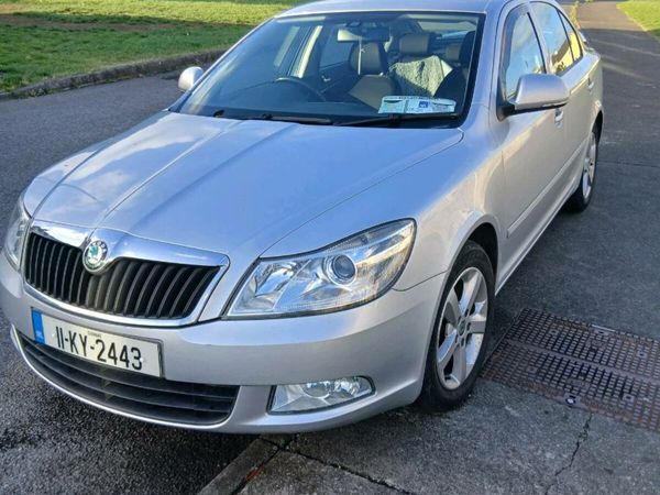 Skoda Octavia Saloon, Diesel, 2011, Silver