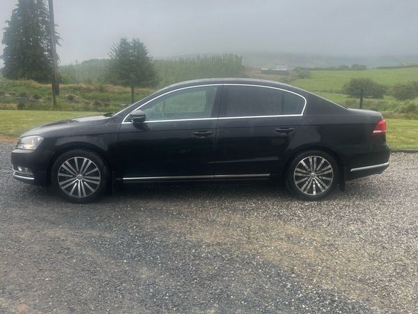 Volkswagen Passat Saloon, Diesel, 2012, Black