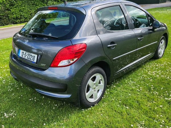 Peugeot 207 Hatchback, Diesel, 2012, Grey