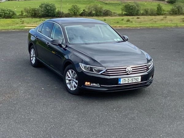 Volkswagen Passat Saloon, Diesel, 2017, Black