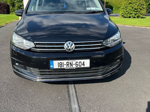 Volkswagen Touran MPV, Diesel, 2018, Black