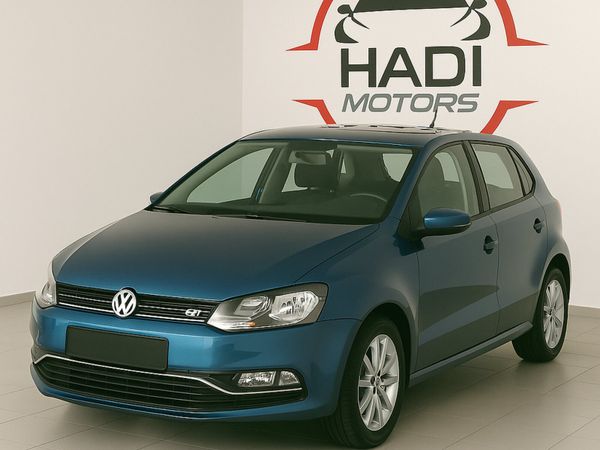 Volkswagen Polo Hatchback, Petrol, 2014, Blue