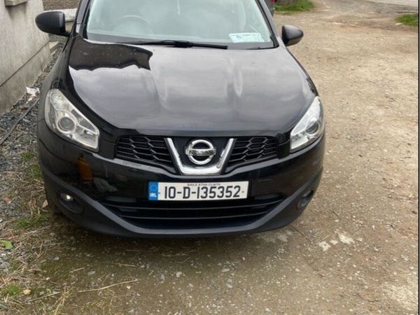 Nissan Qashqai Hatchback, Diesel, 2010, Black