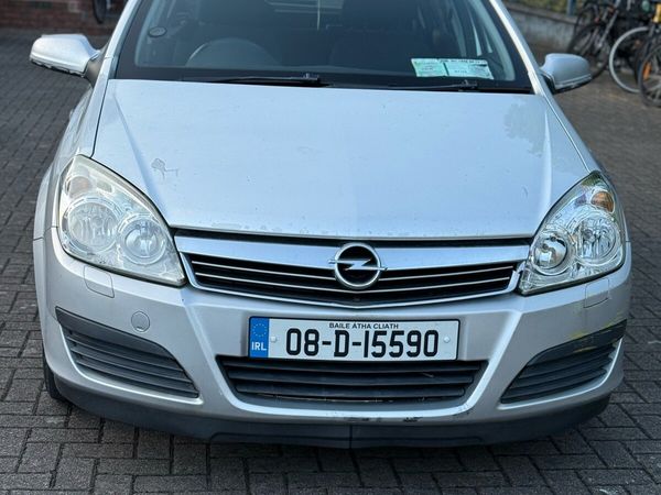 Opel Astra Hatchback, Petrol, 2008, Silver