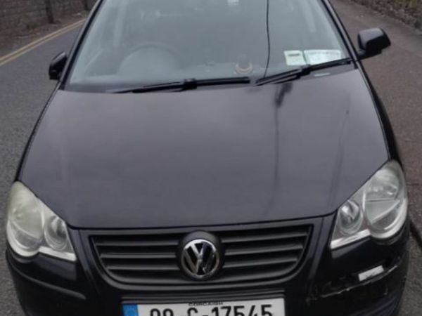 Volkswagen Polo Hatchback, Petrol, 2008, Black