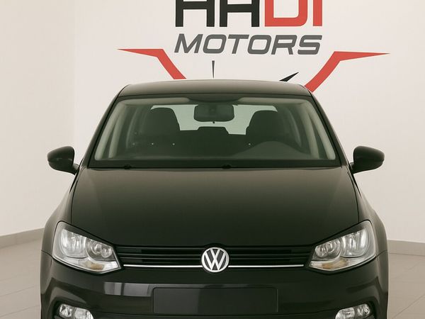 Volkswagen Polo Hatchback, Petrol, 2014, Black