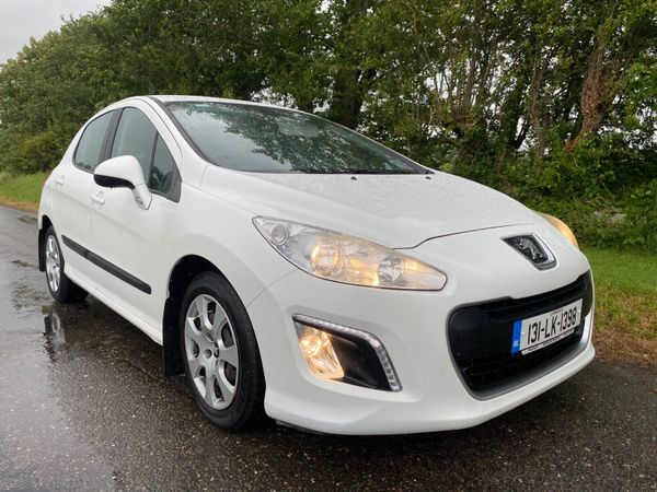 Peugeot 308 MPV, Diesel, 2013, White