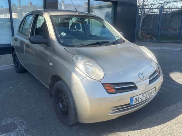Nissan Micra Hatchback, Petrol, 2004, Gold