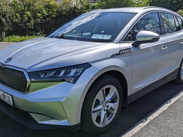 Skoda Enyaq Estate/Jeep, Electric, 2022, Grey