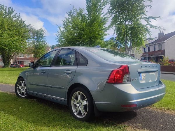 Volvo S40 Saloon, Diesel, 2008, Blue