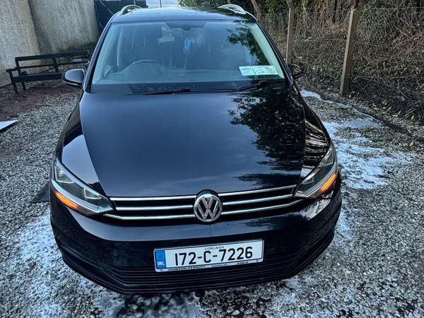 Volkswagen Touran MPV, Diesel, 2017, Black