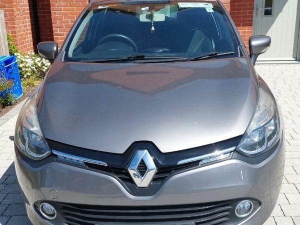 Renault Clio Hatchback, Diesel, 2014, Grey
