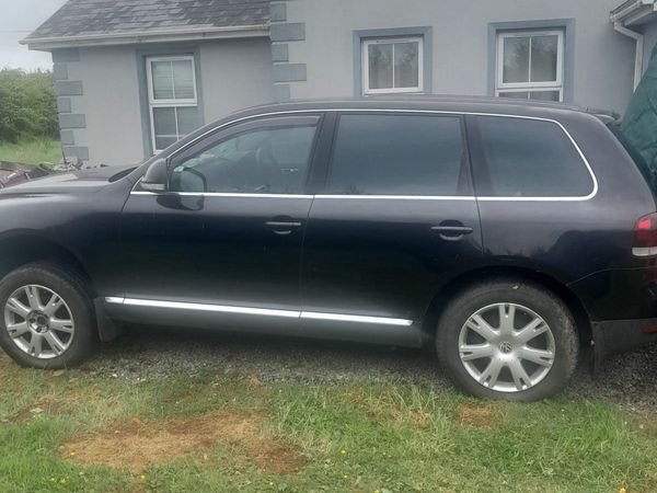 Volkswagen Touareg SUV, Diesel, 2006, Grey