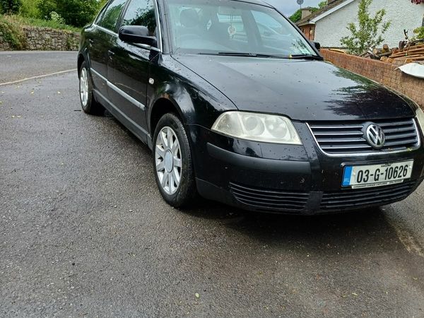 Volkswagen Passat Saloon, Diesel, 2003, Black