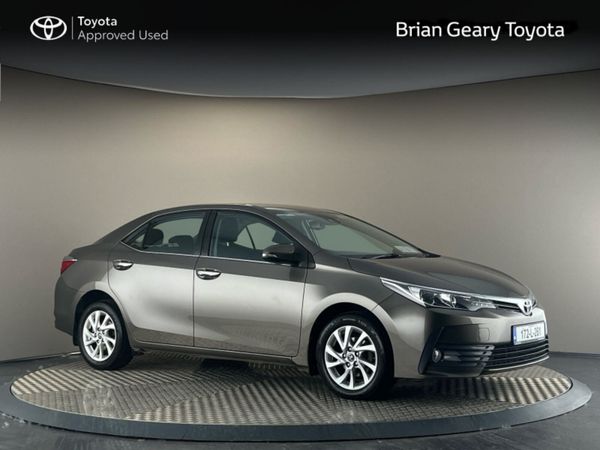 Toyota Corolla Saloon, Petrol, 2017, Bronze