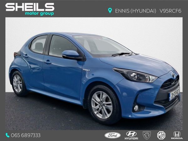 Toyota Yaris Hatchback, Petrol Hybrid, 2021, Blue