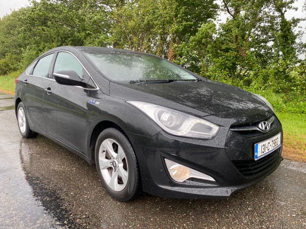 Hyundai i40 Saloon, Diesel, 2013, Black