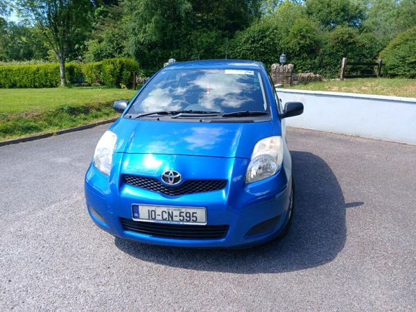 Toyota Yaris Hatchback, Petrol, 2010, Blue