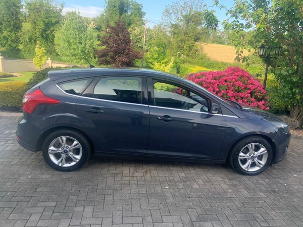 Ford Focus Hatchback, Diesel, 2014, Grey