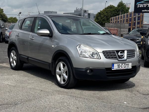 Nissan Qashqai Hatchback, Petrol, 2010, Silver
