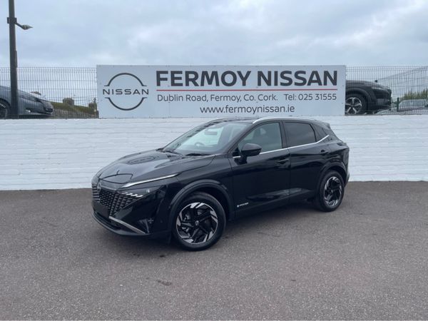 Nissan Qashqai SUV, Petrol Hybrid, 2025, Black