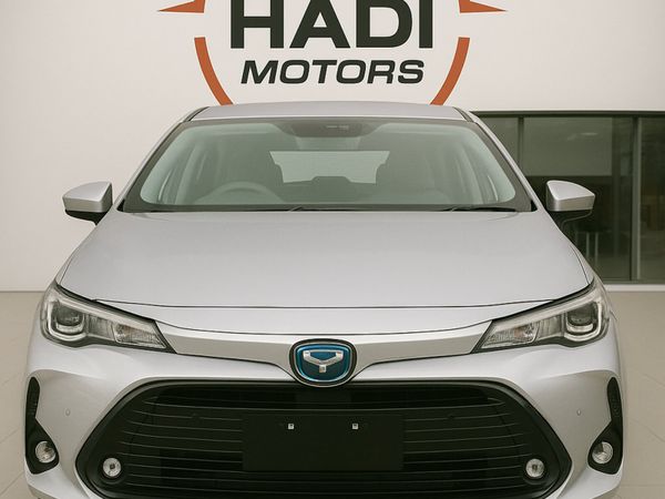 Toyota Corolla Saloon, Petrol Hybrid, 2022, Silver
