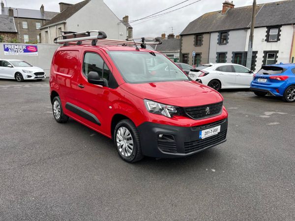 Peugeot Partner Van, Diesel, 2020, Red
