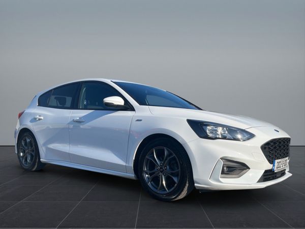 Ford Focus Hatchback, Diesel, 2020, White
