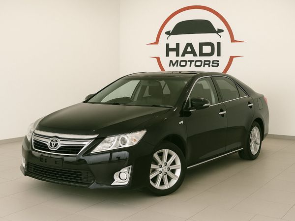 Toyota Camry Saloon, Hybrid, 2013, Black